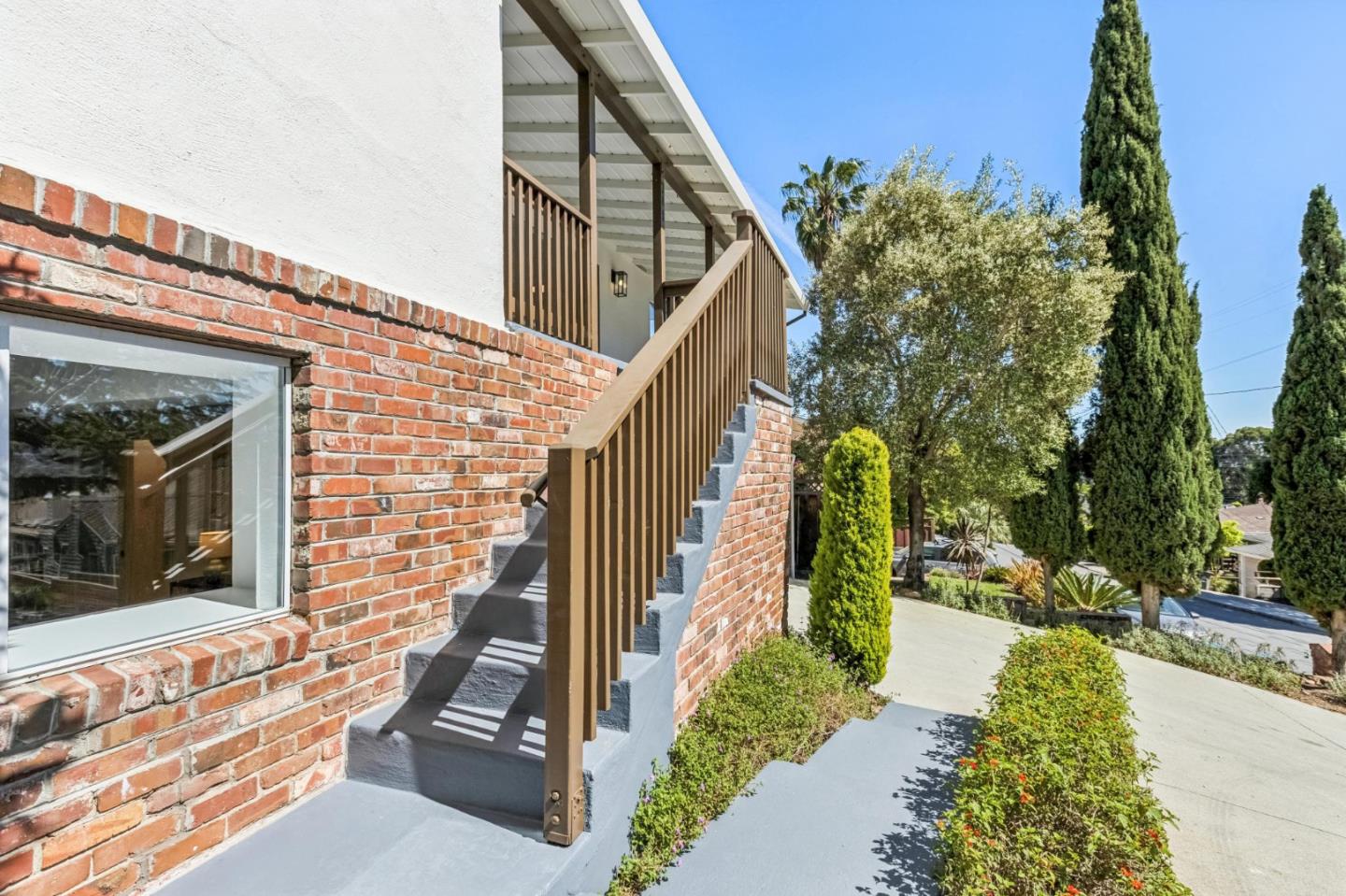 Detail Gallery Image 6 of 85 For 248 Highland Ave, San Carlos,  CA 94070 - 3 Beds | 3 Baths