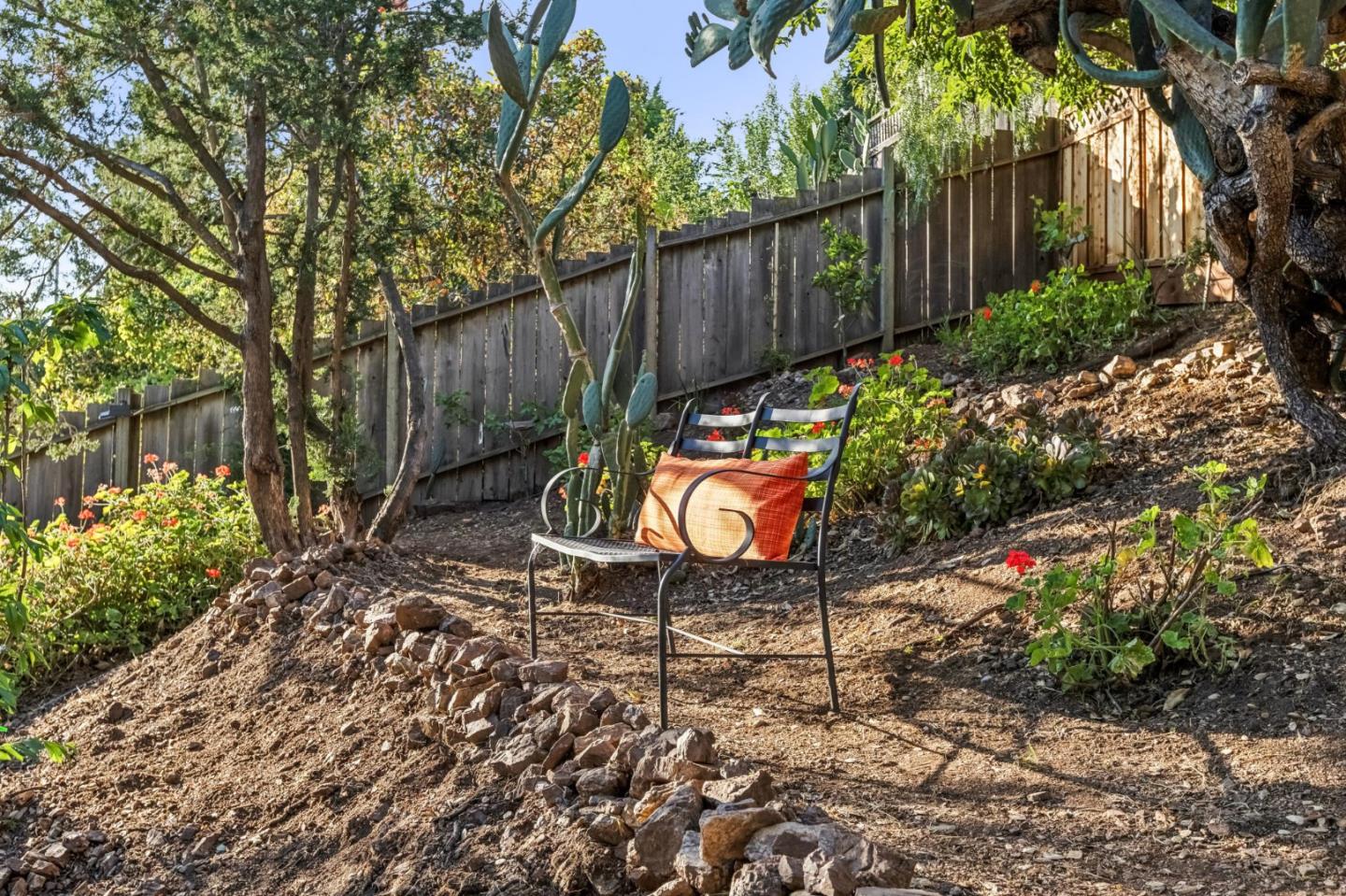 Detail Gallery Image 69 of 85 For 248 Highland Ave, San Carlos,  CA 94070 - 3 Beds | 3 Baths