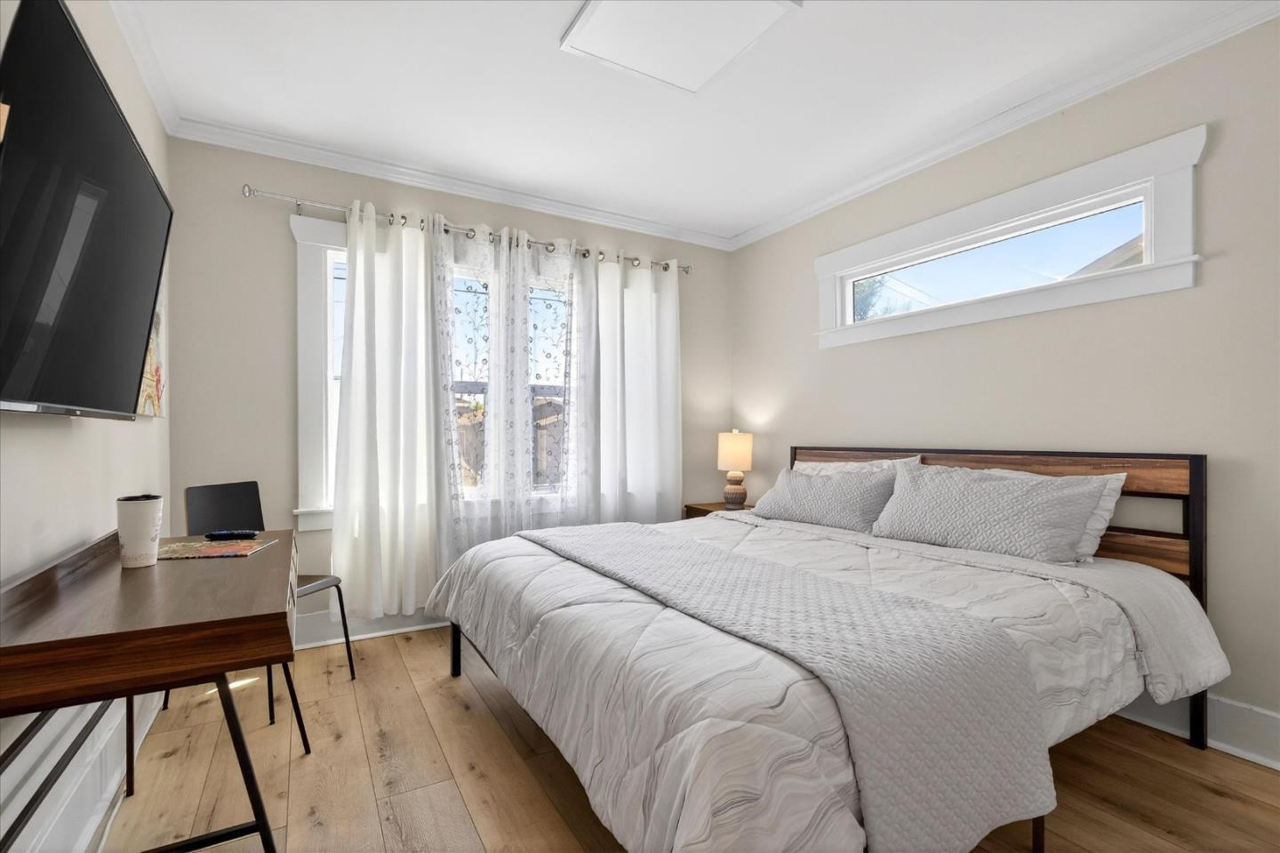 Detail Gallery Image 18 of 31 For 2451 65th Ave, Oakland,  CA 94605 - 3 Beds | 2 Baths