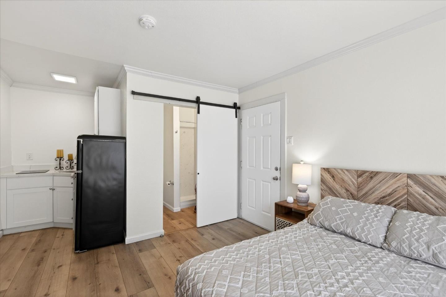 Detail Gallery Image 20 of 31 For 2451 65th Ave, Oakland,  CA 94605 - 3 Beds | 2 Baths