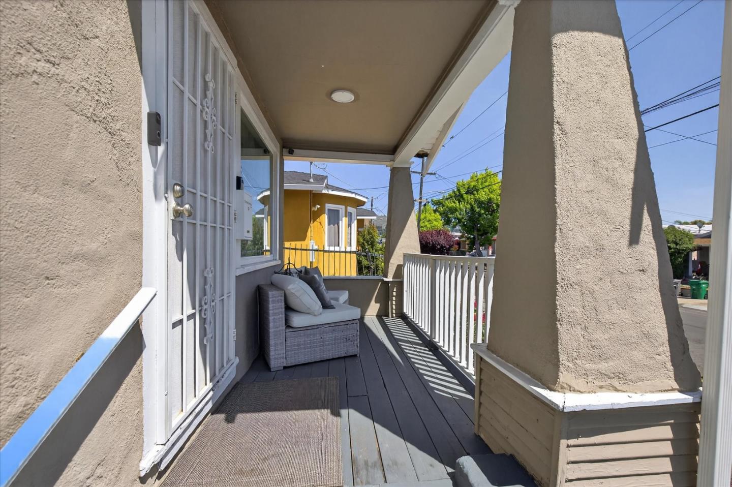 Detail Gallery Image 28 of 31 For 2451 65th Ave, Oakland,  CA 94605 - 3 Beds | 2 Baths