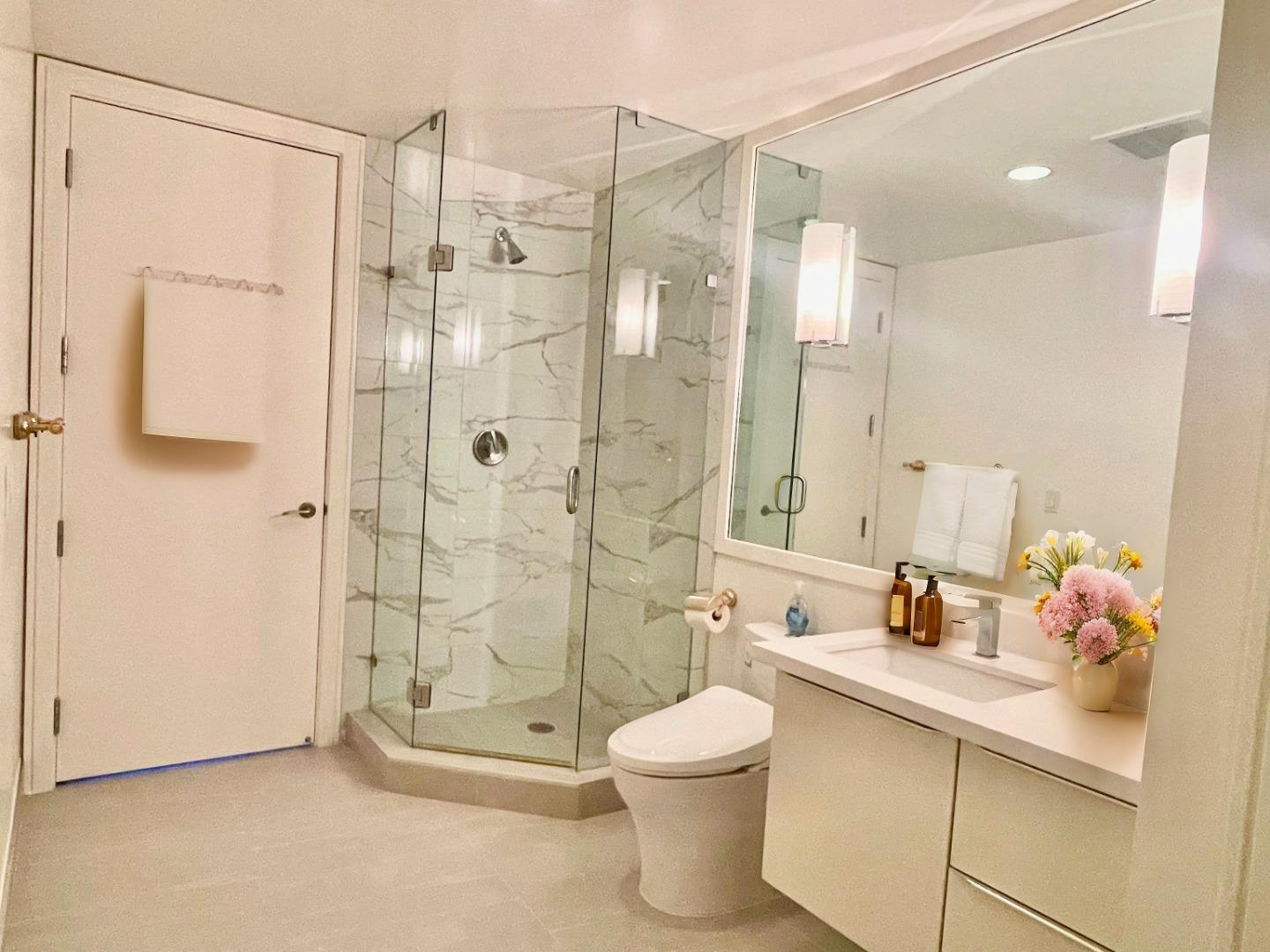 Detail Gallery Image 8 of 13 For 219 Brannan St 2f,  San Francisco,  CA 94107 - 2 Beds | 2 Baths