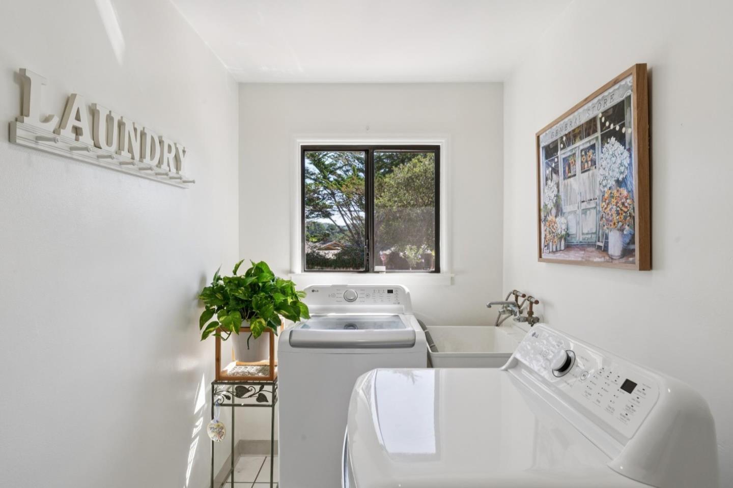 Detail Gallery Image 26 of 41 For 25636 Morse Dr, Carmel,  CA 93923 - 3 Beds | 2 Baths