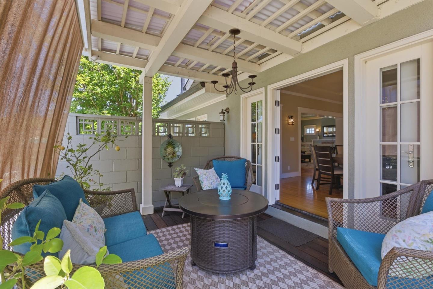 Detail Gallery Image 15 of 60 For 656 Palm Haven Ave, San Jose,  CA 95125 - 4 Beds | 3 Baths