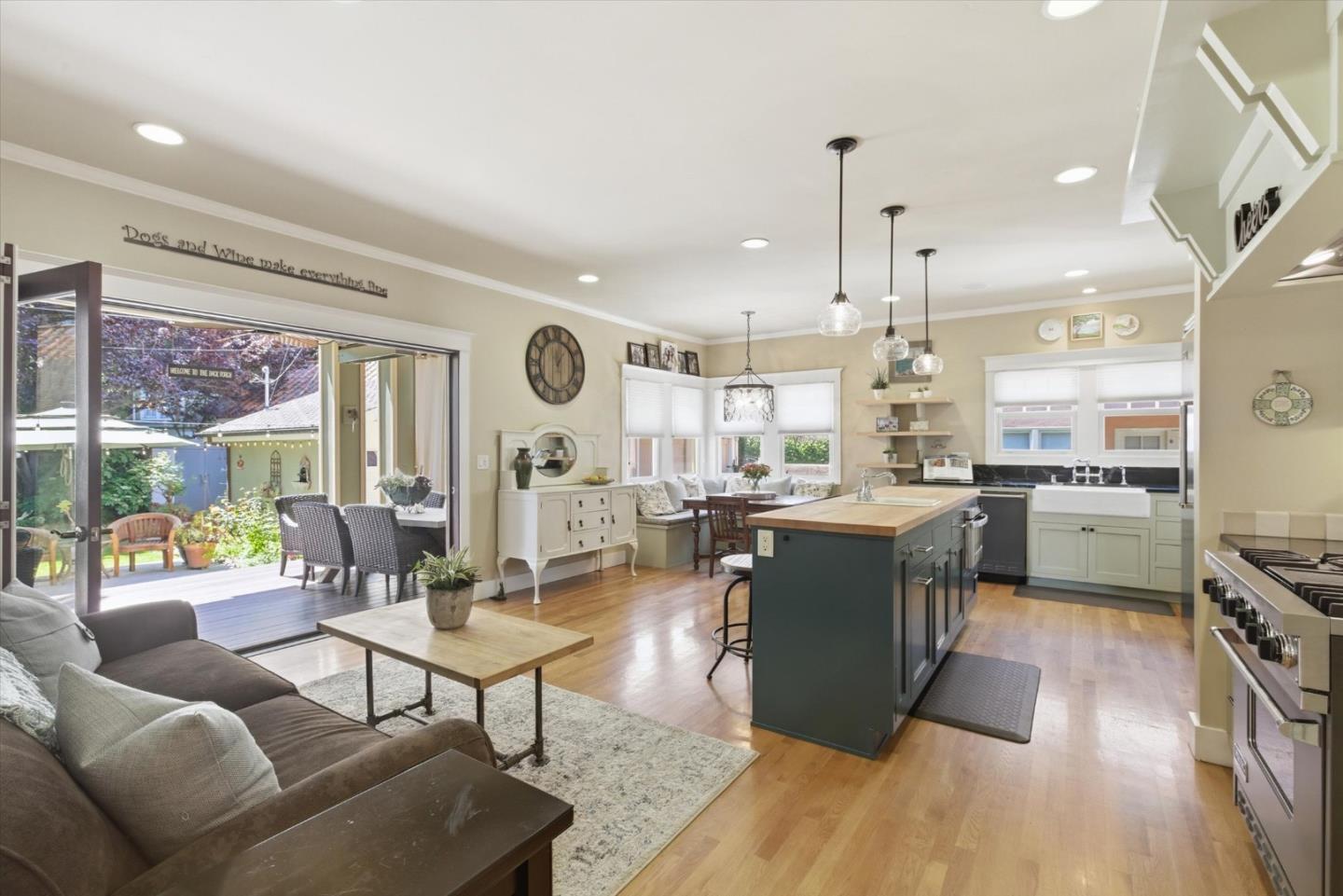 Detail Gallery Image 21 of 60 For 656 Palm Haven Ave, San Jose,  CA 95125 - 4 Beds | 3 Baths