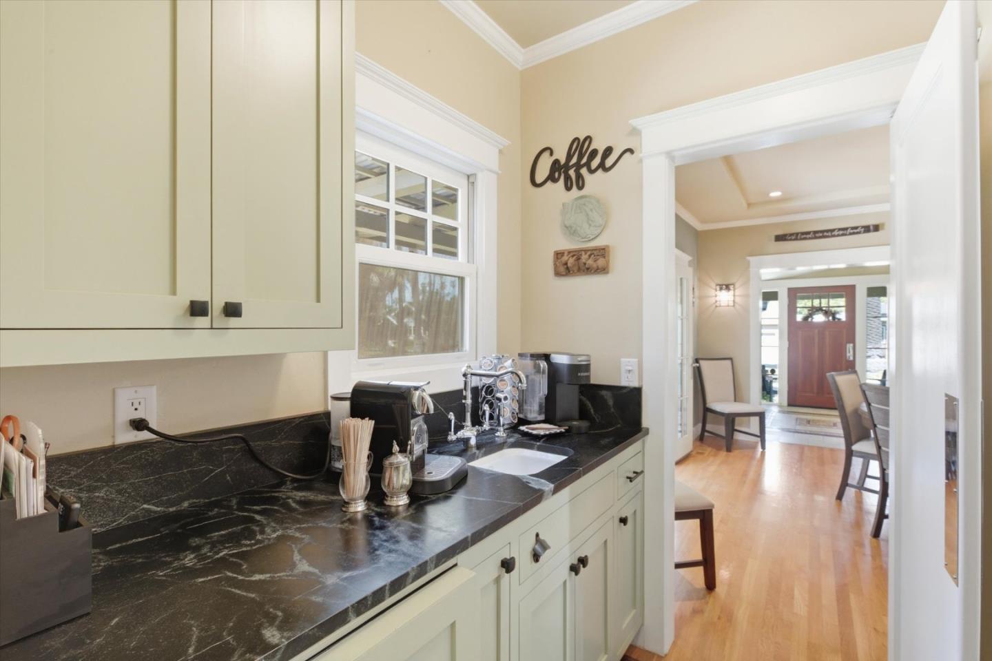 Detail Gallery Image 22 of 60 For 656 Palm Haven Ave, San Jose,  CA 95125 - 4 Beds | 3 Baths