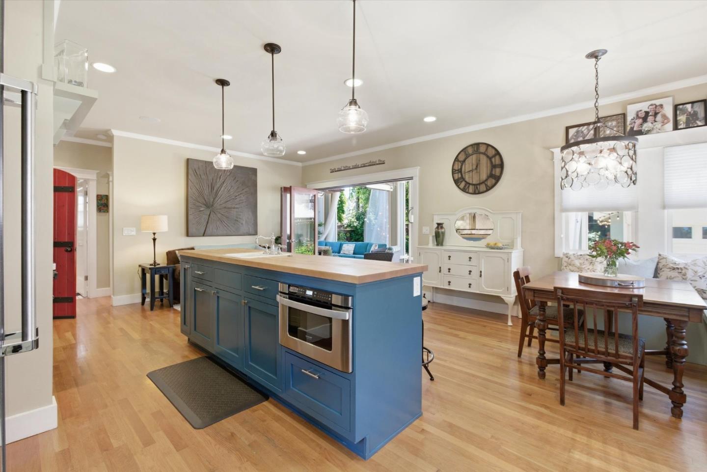 Detail Gallery Image 27 of 60 For 656 Palm Haven Ave, San Jose,  CA 95125 - 4 Beds | 3 Baths