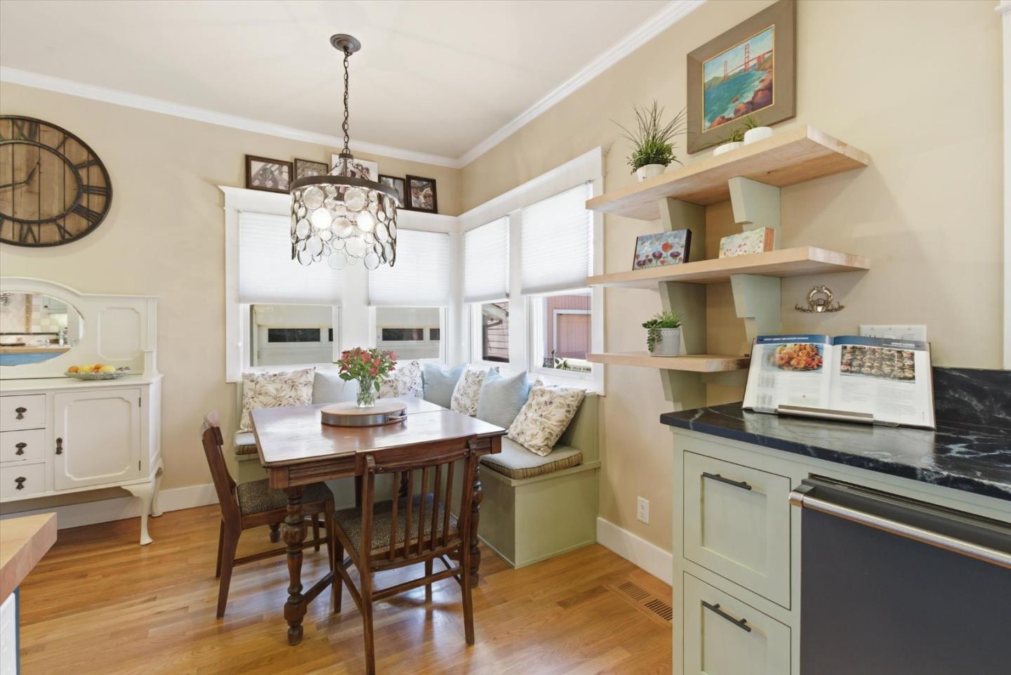 Detail Gallery Image 28 of 60 For 656 Palm Haven Ave, San Jose,  CA 95125 - 4 Beds | 3 Baths