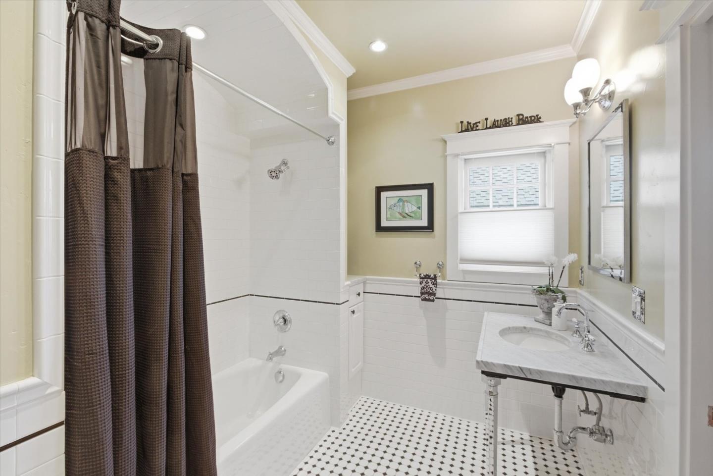 Detail Gallery Image 37 of 60 For 656 Palm Haven Ave, San Jose,  CA 95125 - 4 Beds | 3 Baths