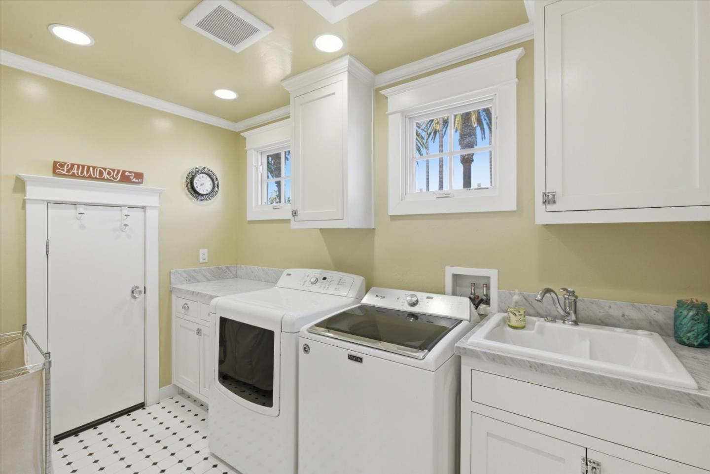 Detail Gallery Image 48 of 60 For 656 Palm Haven Ave, San Jose,  CA 95125 - 4 Beds | 3 Baths