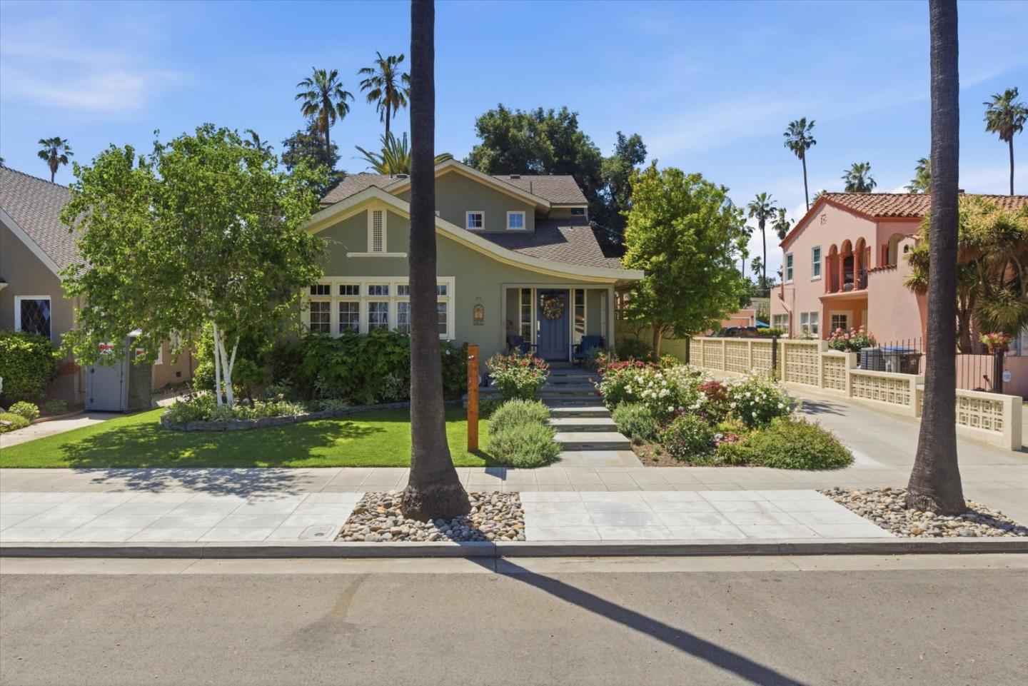 Detail Gallery Image 6 of 60 For 656 Palm Haven Ave, San Jose,  CA 95125 - 4 Beds | 3 Baths