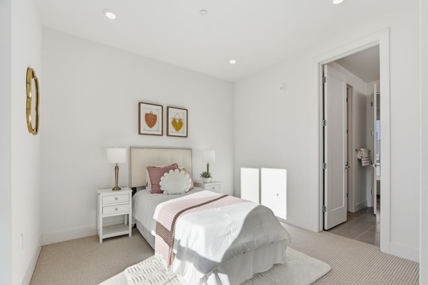 Photo #21: ML82042596 Listing: Photo #21