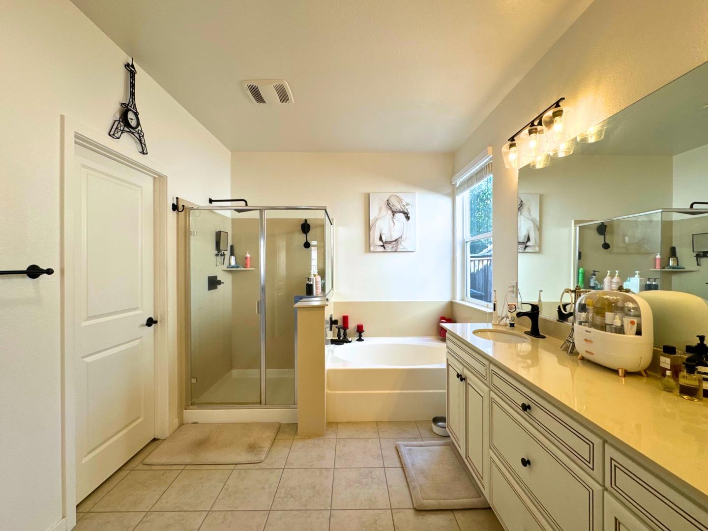 Detail Gallery Image 12 of 21 For 9077 Golf Canyon Drive, Patterson,  CA 95363 - 3 Beds | 2 Baths