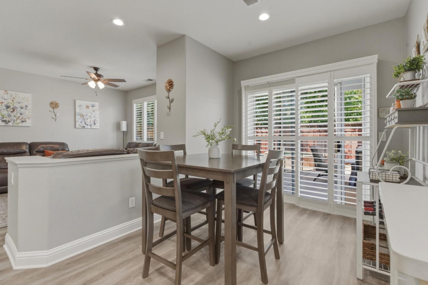 Detail Gallery Image 16 of 58 For 1500 Mimosa St, Hollister,  CA 95023 - 6 Beds | 3 Baths