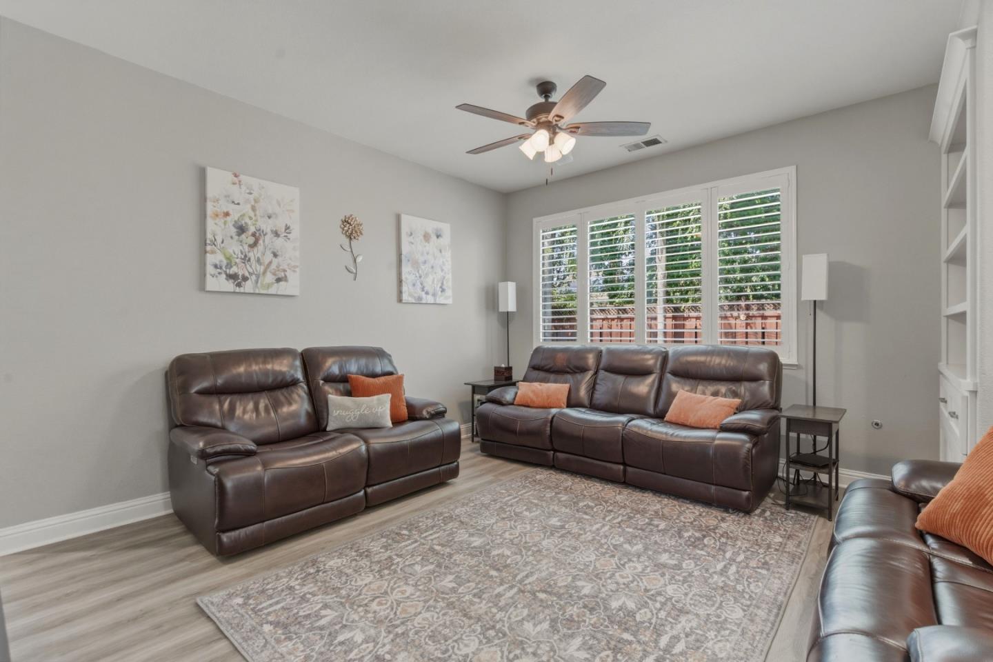 Detail Gallery Image 19 of 58 For 1500 Mimosa St, Hollister,  CA 95023 - 6 Beds | 3 Baths