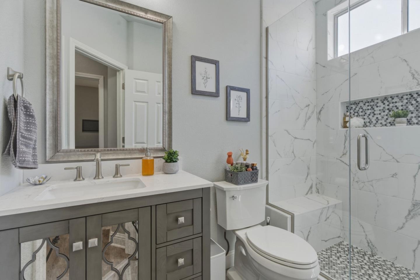 Detail Gallery Image 22 of 58 For 1500 Mimosa St, Hollister,  CA 95023 - 6 Beds | 3 Baths