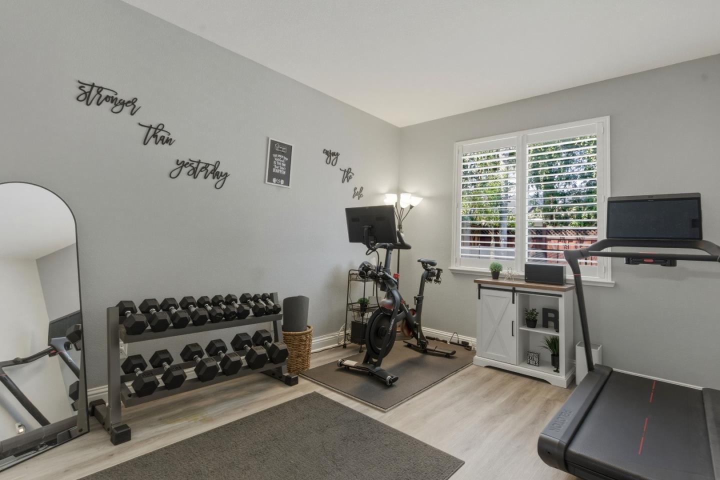 Detail Gallery Image 23 of 58 For 1500 Mimosa St, Hollister,  CA 95023 - 6 Beds | 3 Baths