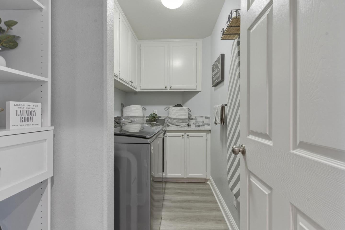 Detail Gallery Image 25 of 58 For 1500 Mimosa St, Hollister,  CA 95023 - 6 Beds | 3 Baths