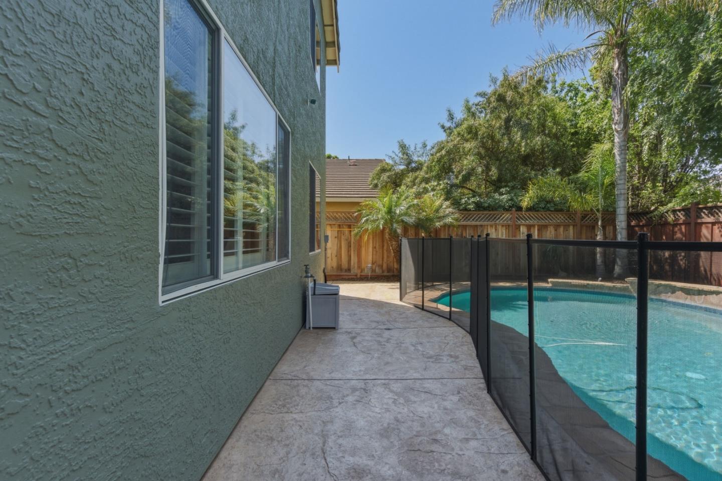 Detail Gallery Image 43 of 58 For 1500 Mimosa St, Hollister,  CA 95023 - 6 Beds | 3 Baths