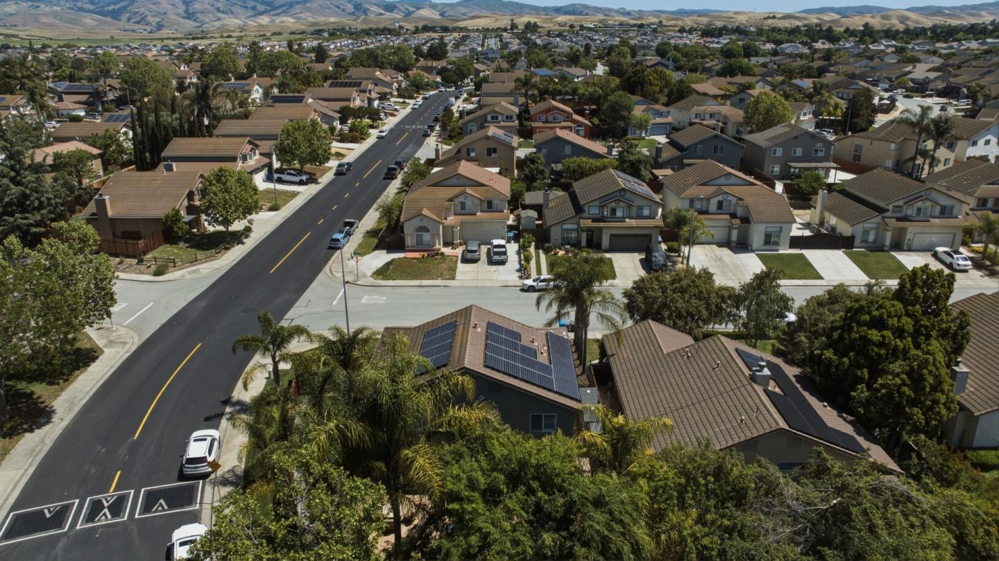 Detail Gallery Image 52 of 58 For 1500 Mimosa St, Hollister,  CA 95023 - 6 Beds | 3 Baths