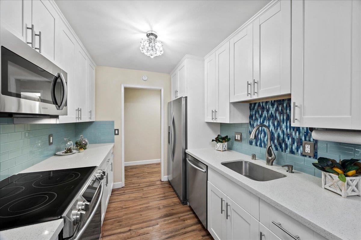 Detail Gallery Image 6 of 35 For 1031 Cherry Ave #75,  San Bruno,  CA 94066 - 2 Beds | 2 Baths