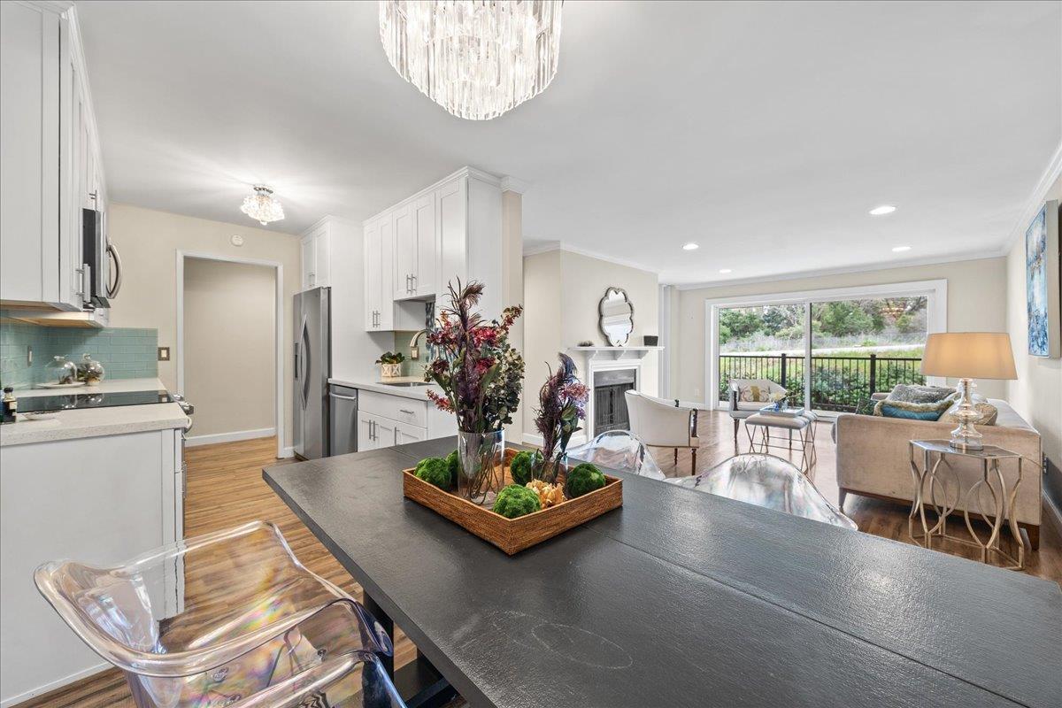 Detail Gallery Image 9 of 35 For 1031 Cherry Ave #75,  San Bruno,  CA 94066 - 2 Beds | 2 Baths