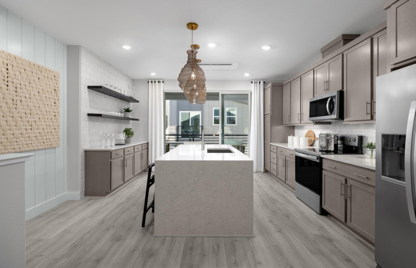 Photo #5: ML82042605 Listing: Photo #5