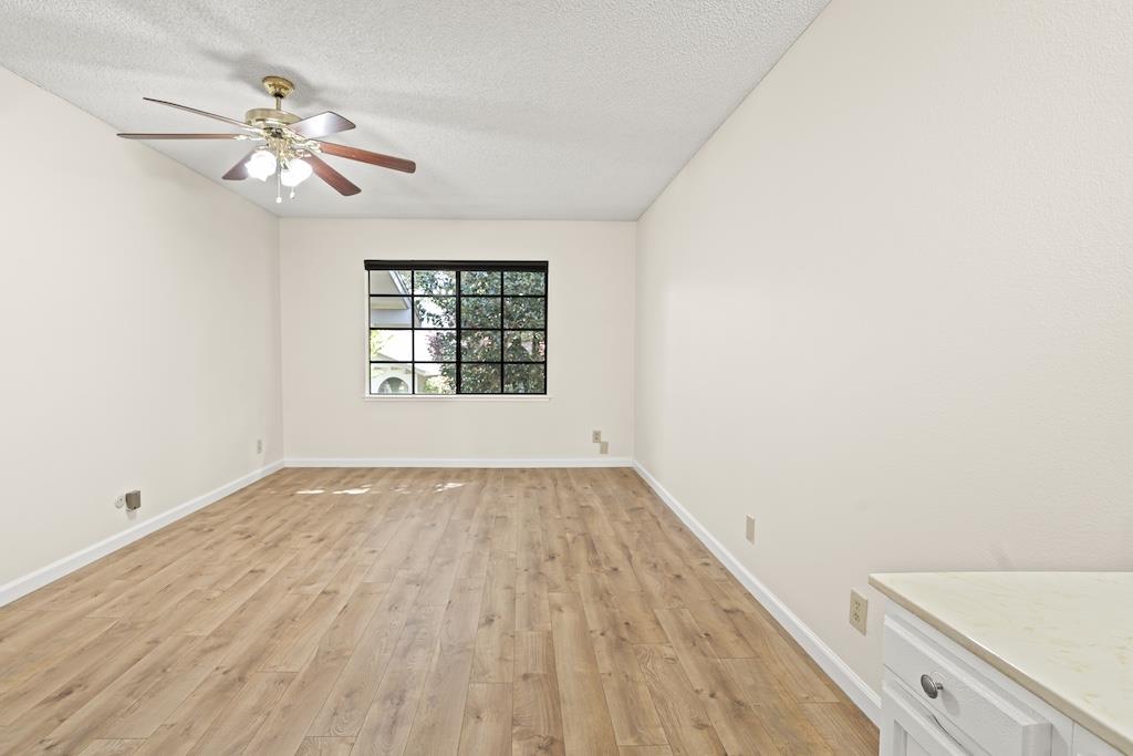 Detail Gallery Image 20 of 28 For 5481 Cribari Grn, San Jose,  CA 95135 - 2 Beds | 2 Baths