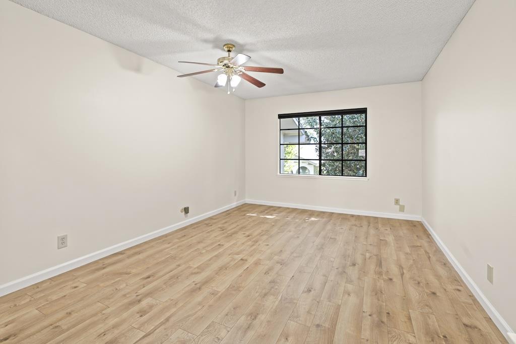 Detail Gallery Image 21 of 28 For 5481 Cribari Grn, San Jose,  CA 95135 - 2 Beds | 2 Baths