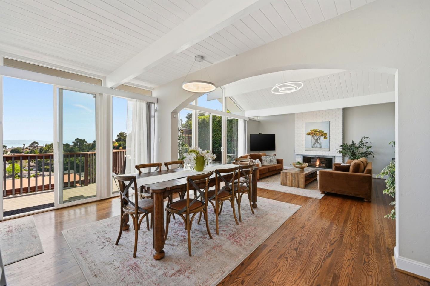 Detail Gallery Image 10 of 47 For 973 Larkspur Dr, Millbrae,  CA 94030 - 5 Beds | 3 Baths