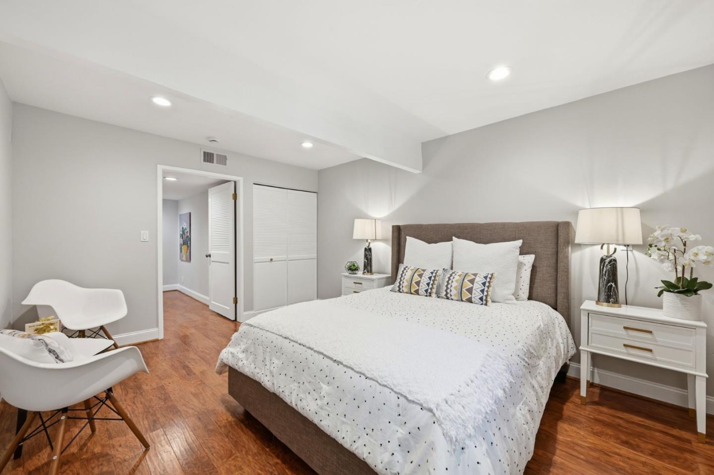 Detail Gallery Image 25 of 47 For 973 Larkspur Dr, Millbrae,  CA 94030 - 5 Beds | 3 Baths