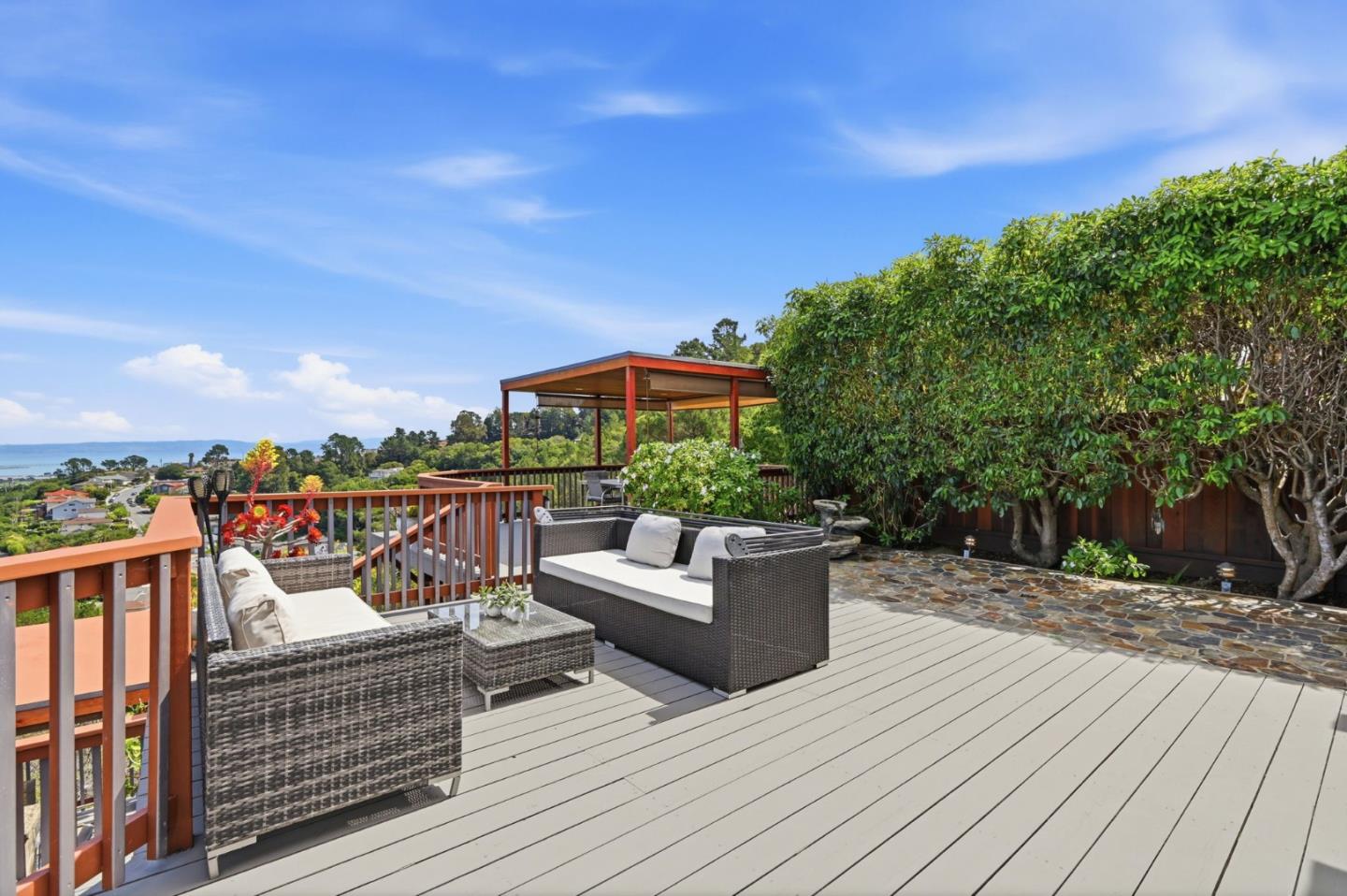 Detail Gallery Image 31 of 47 For 973 Larkspur Dr, Millbrae,  CA 94030 - 5 Beds | 3 Baths