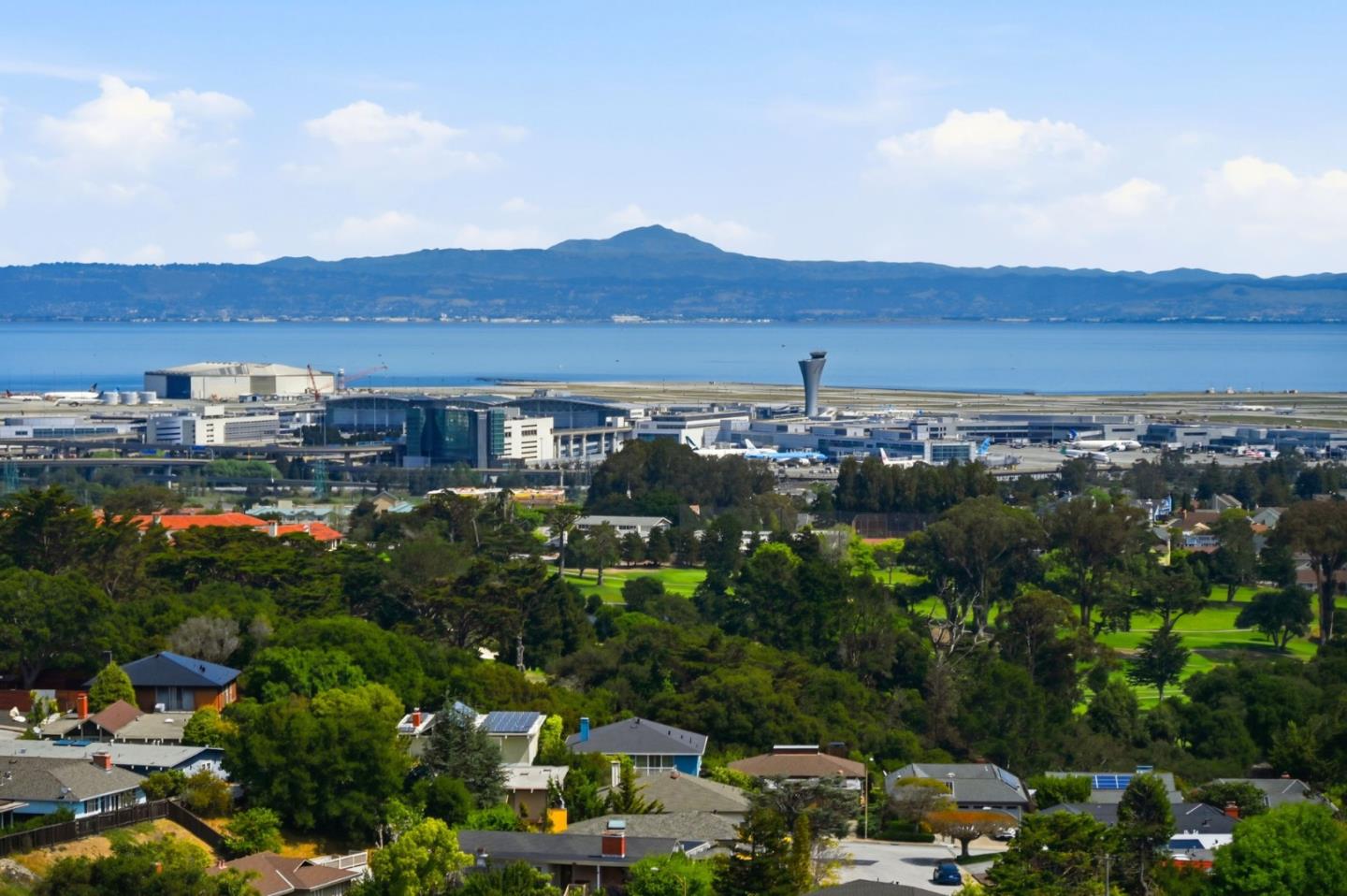 Detail Gallery Image 43 of 47 For 973 Larkspur Dr, Millbrae,  CA 94030 - 5 Beds | 3 Baths