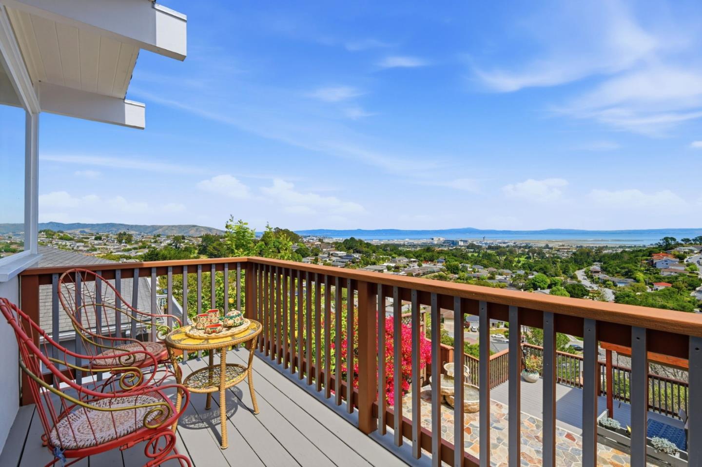 Detail Gallery Image 5 of 47 For 973 Larkspur Dr, Millbrae,  CA 94030 - 5 Beds | 3 Baths