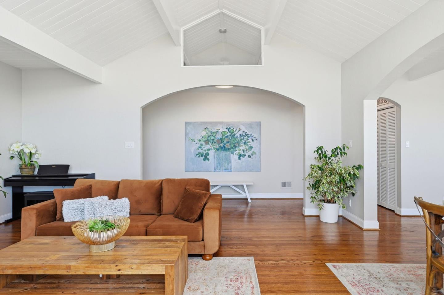 Detail Gallery Image 7 of 47 For 973 Larkspur Dr, Millbrae,  CA 94030 - 5 Beds | 3 Baths