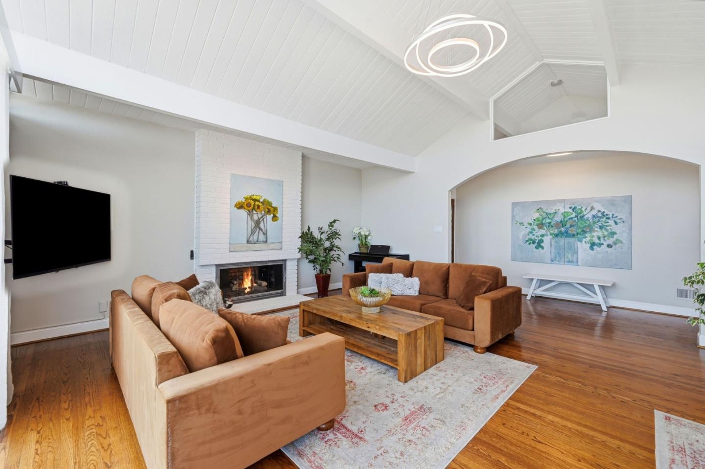 Detail Gallery Image 9 of 47 For 973 Larkspur Dr, Millbrae,  CA 94030 - 5 Beds | 3 Baths