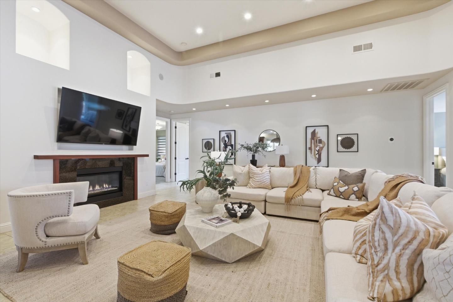 Detail Gallery Image 24 of 70 For 155 W Rosemary Ln, Campbell,  CA 95008 - 3 Beds | 2 Baths