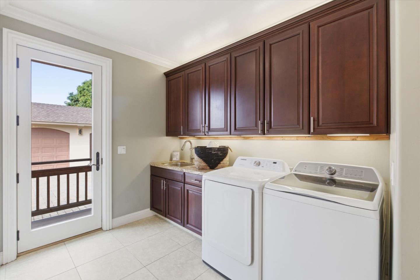 Detail Gallery Image 35 of 70 For 155 W Rosemary Ln, Campbell,  CA 95008 - 3 Beds | 2 Baths