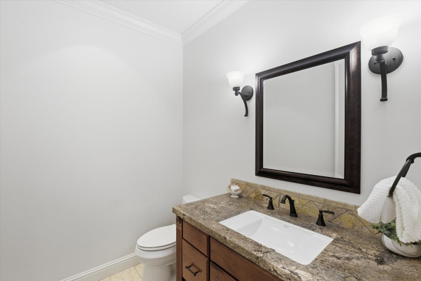 Detail Gallery Image 36 of 70 For 155 W Rosemary Ln, Campbell,  CA 95008 - 3 Beds | 2 Baths