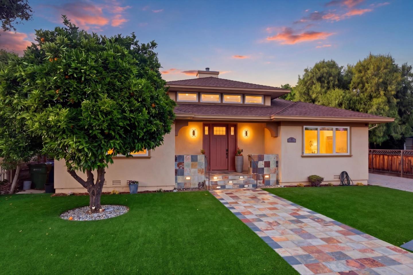 Detail Gallery Image 6 of 70 For 155 W Rosemary Ln, Campbell,  CA 95008 - 3 Beds | 2 Baths