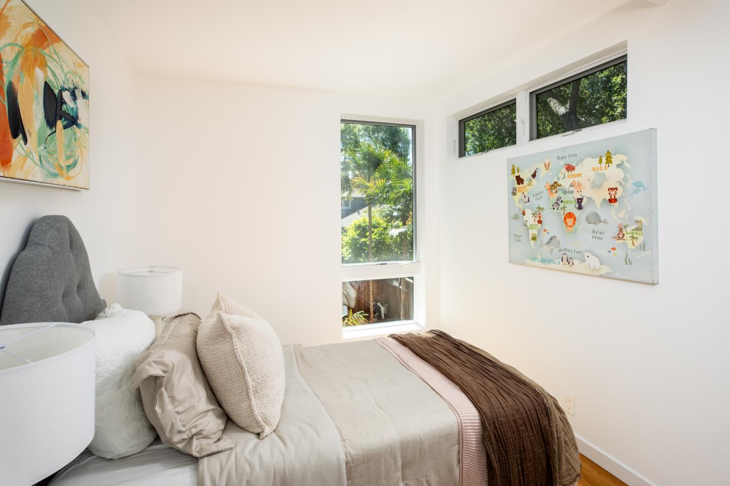 Detail Gallery Image 25 of 29 For 2161 Valparaiso Ave, Menlo Park,  CA 94025 - 4 Beds | 3/1 Baths