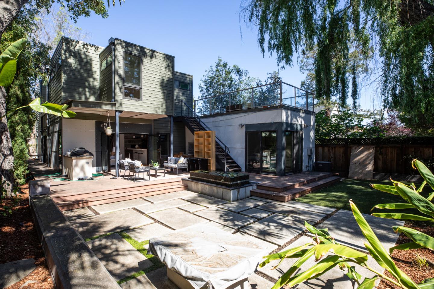 Detail Gallery Image 28 of 29 For 2161 Valparaiso Ave, Menlo Park,  CA 94025 - 4 Beds | 3/1 Baths