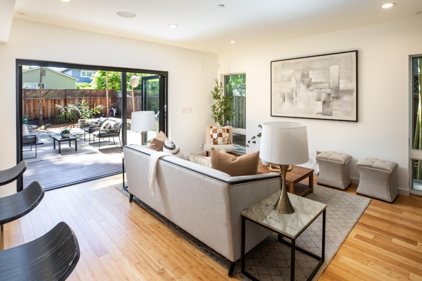 Detail Gallery Image 6 of 29 For 2161 Valparaiso Ave, Menlo Park,  CA 94025 - 4 Beds | 3/1 Baths