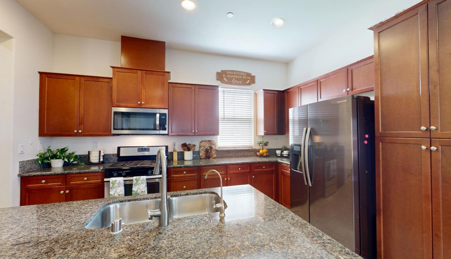 Detail Gallery Image 10 of 40 For 1151 La Colina St, Soledad,  CA 93960 - 3 Beds | 2 Baths