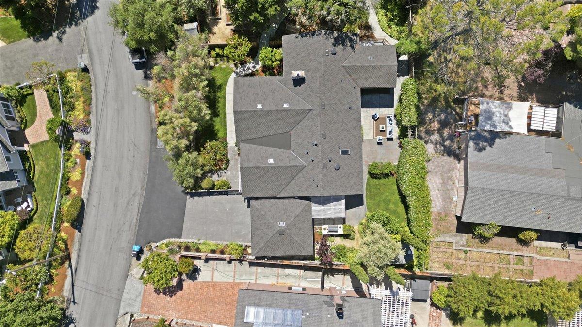 Detail Gallery Image 32 of 37 For 820 Revere Way, Redwood City,  CA 94062 - 3 Beds | 1/1 Baths