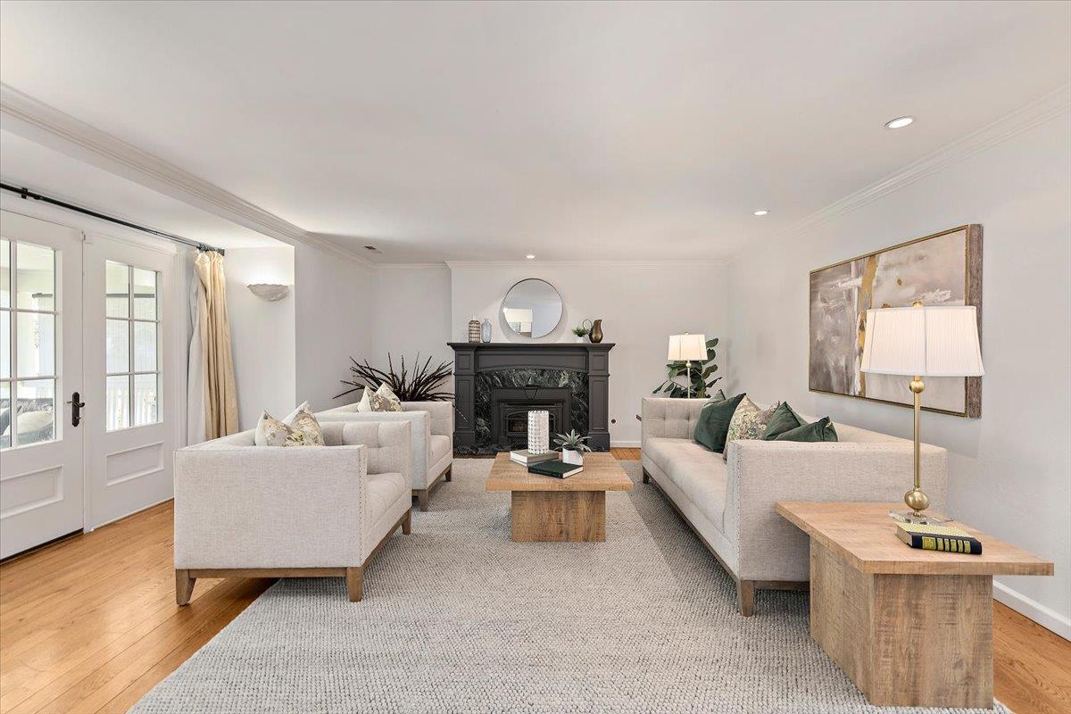 Detail Gallery Image 6 of 37 For 820 Revere Way, Redwood City,  CA 94062 - 3 Beds | 1/1 Baths