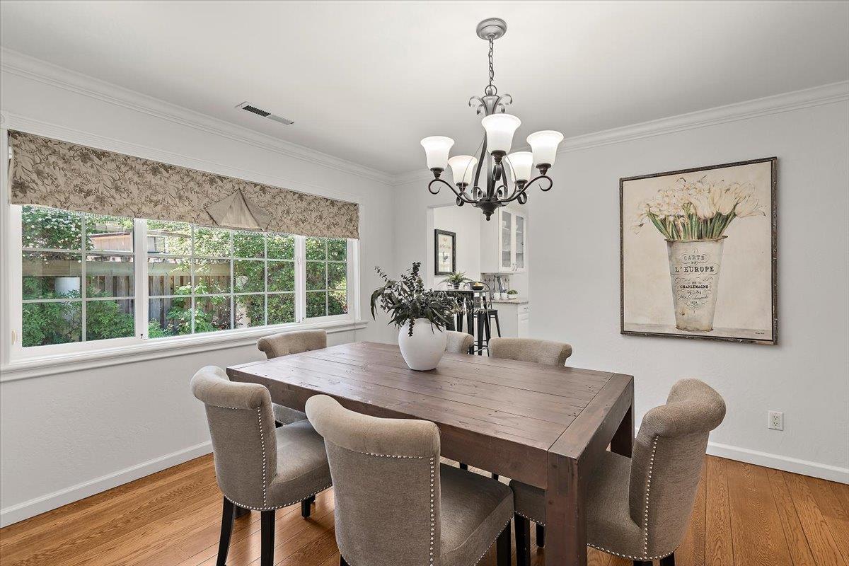 Detail Gallery Image 8 of 37 For 820 Revere Way, Redwood City,  CA 94062 - 3 Beds | 1/1 Baths