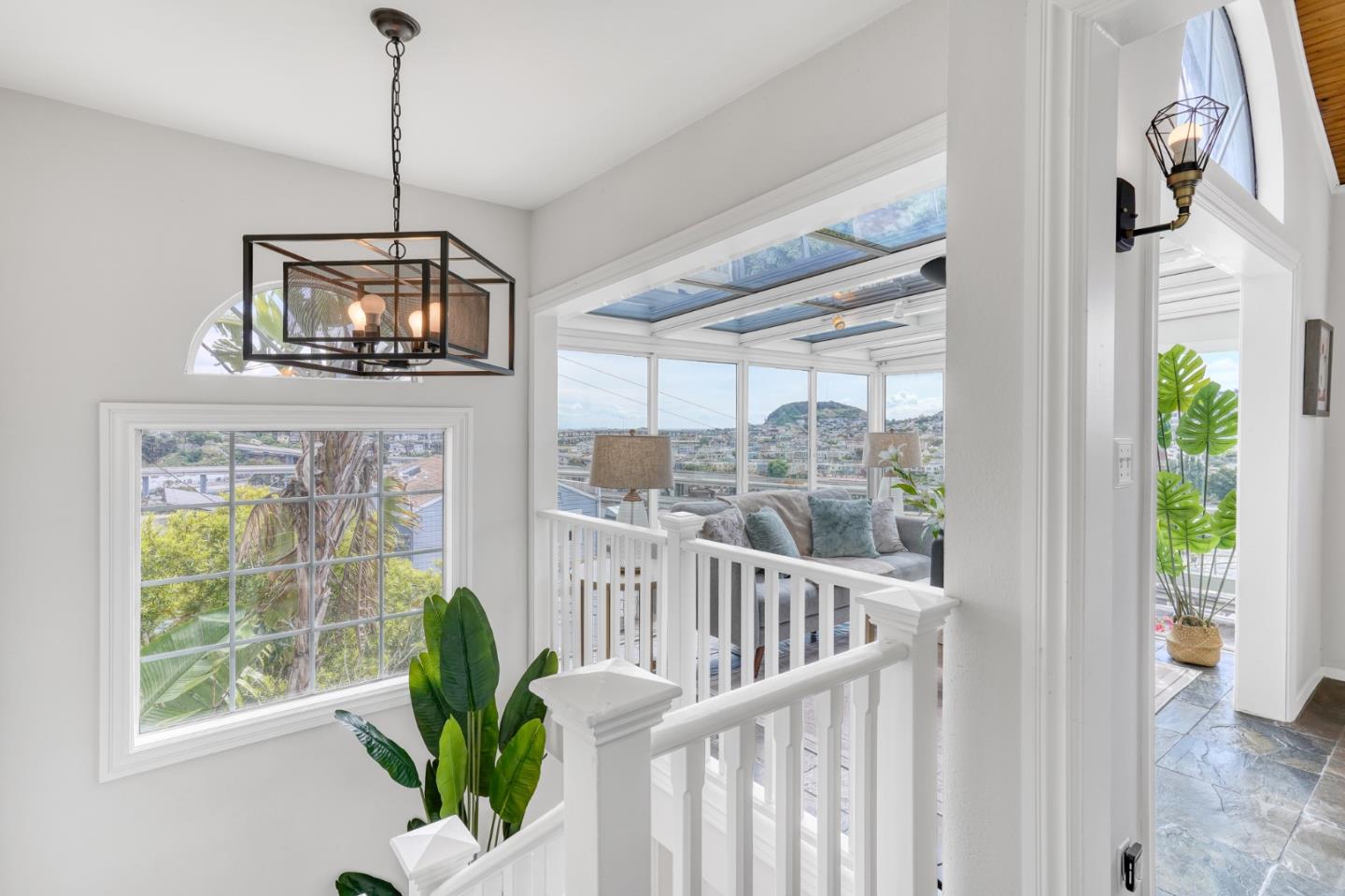 Detail Gallery Image 12 of 58 For 446 Nevada St, San Francisco,  CA 94110 - 3 Beds | 3 Baths