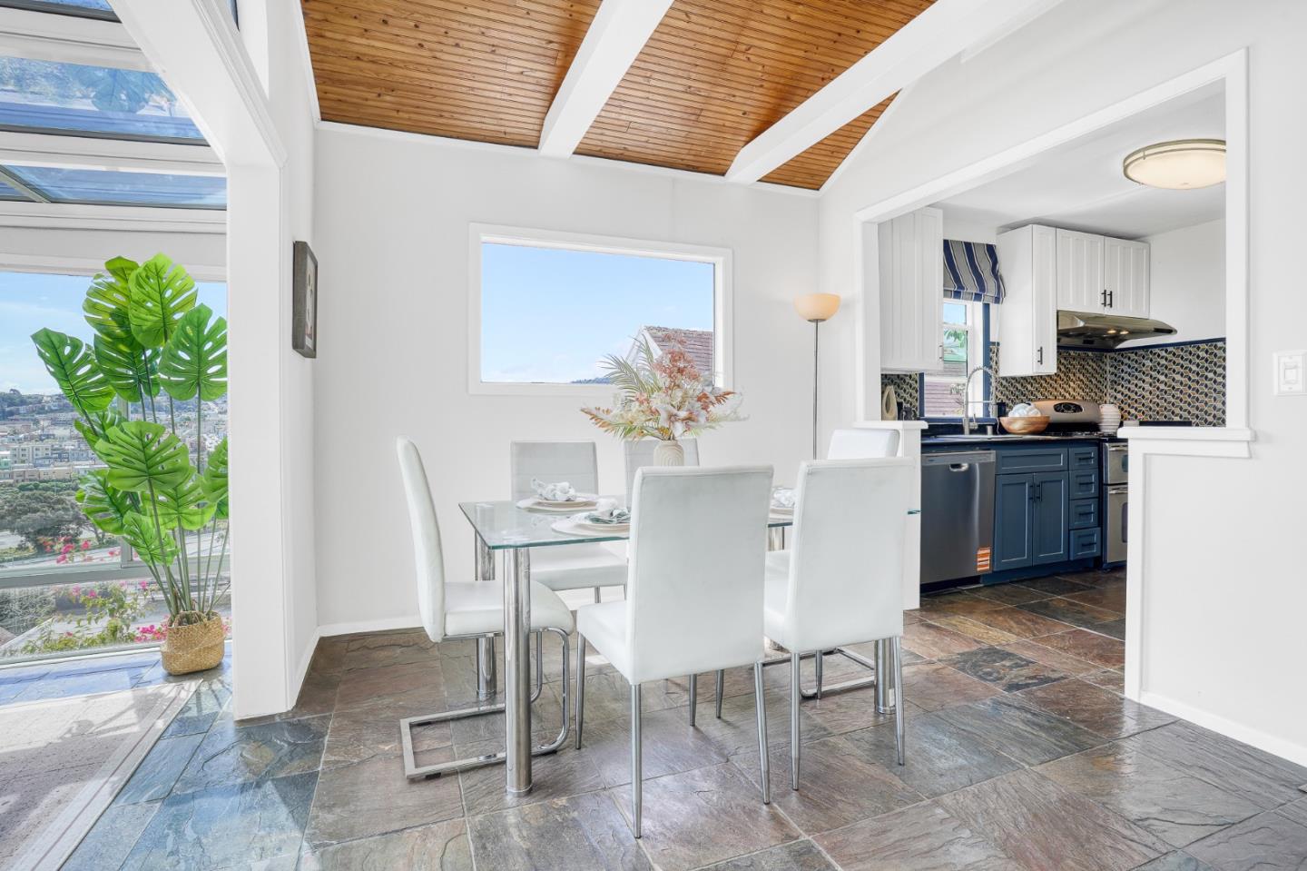 Detail Gallery Image 17 of 58 For 446 Nevada St, San Francisco,  CA 94110 - 3 Beds | 3 Baths