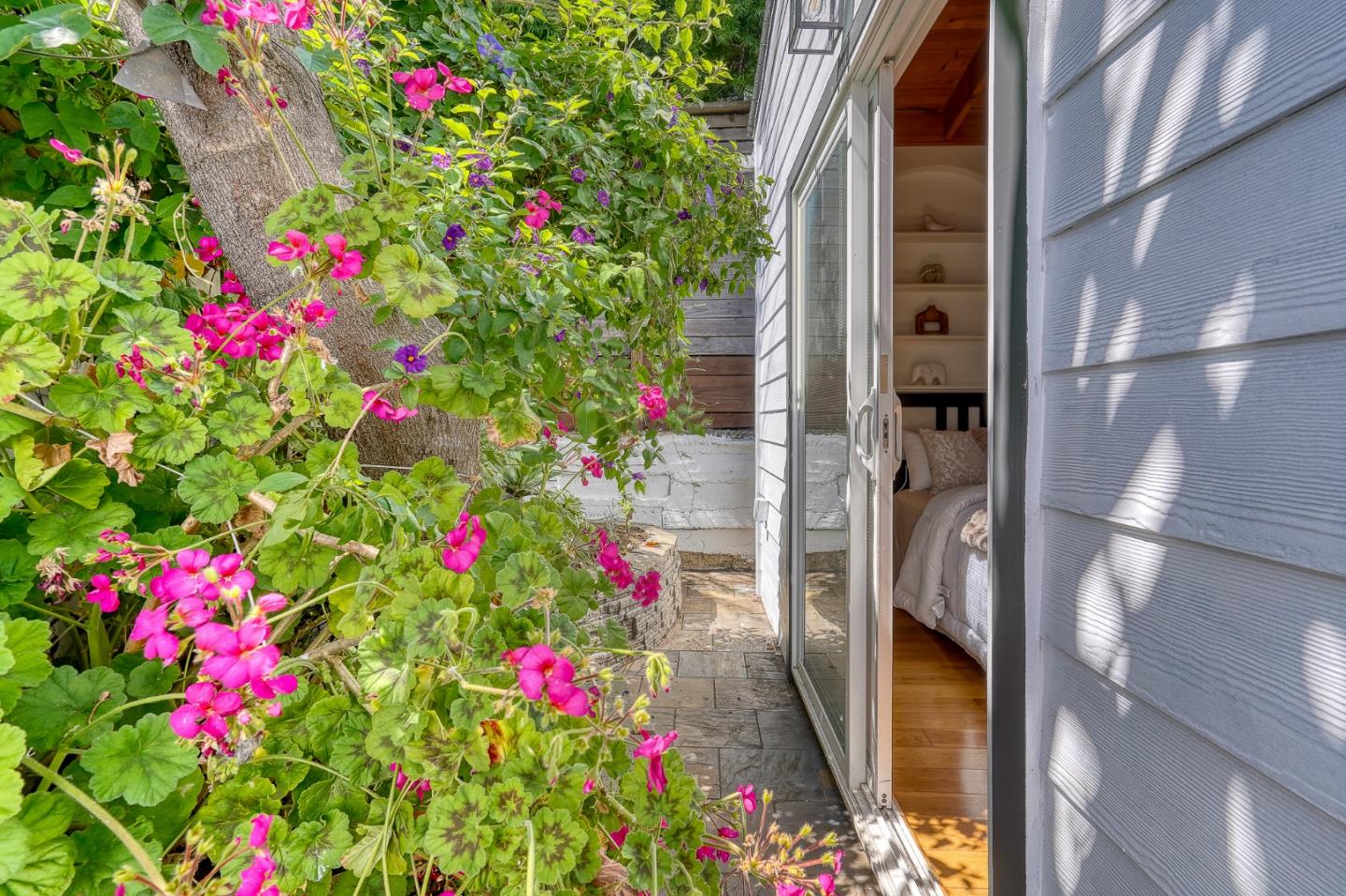 Detail Gallery Image 42 of 58 For 446 Nevada St, San Francisco,  CA 94110 - 3 Beds | 3 Baths